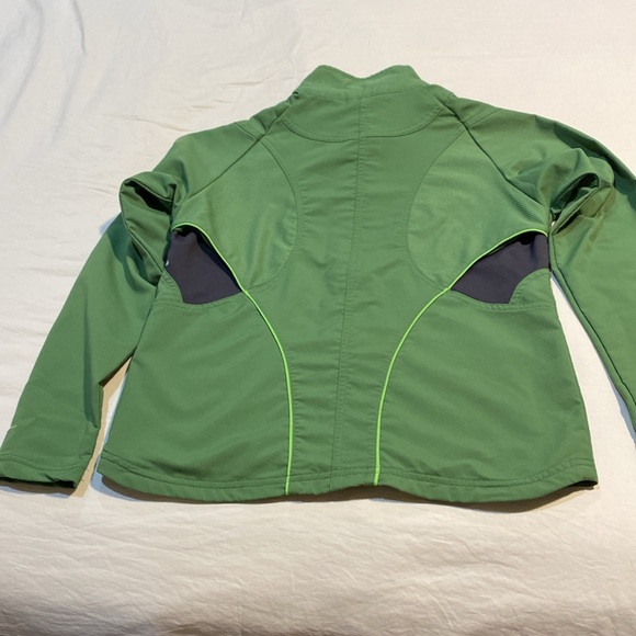 Lightweight green Nike jacket, M (8-10) - Picture 6 of 8